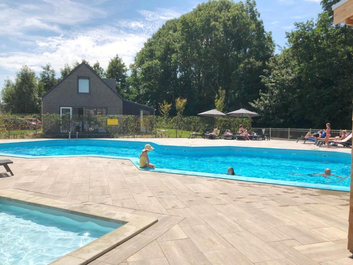 Chalet 511 Op Recreatiepark De Wielen Sint Maarten Luaran gambar
